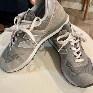 New Balance 574 size 7